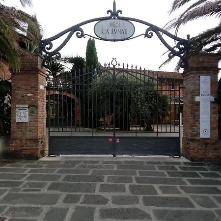 Finestra Tra Cielo E Mare Apartamento