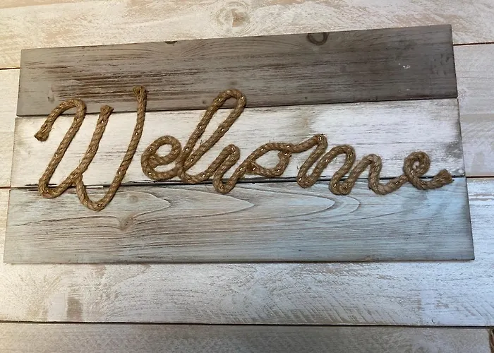 Finestra Tra Cielo E Mare * Luni